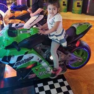 Meet your Posher, Andrew